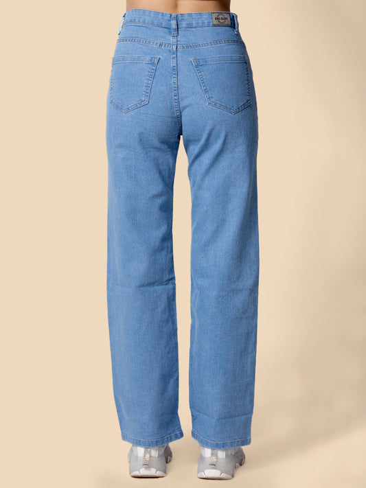 Women Light Blue Straight Fit High-Rise Stretchable Jeans