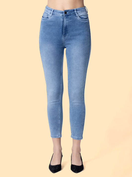 Women Light Blue Skinny Fit Stretchable Jeans