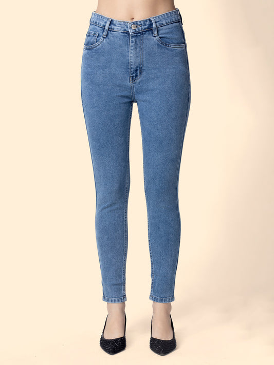 Women Light Blue Skinny Fit Stretchable Jeans